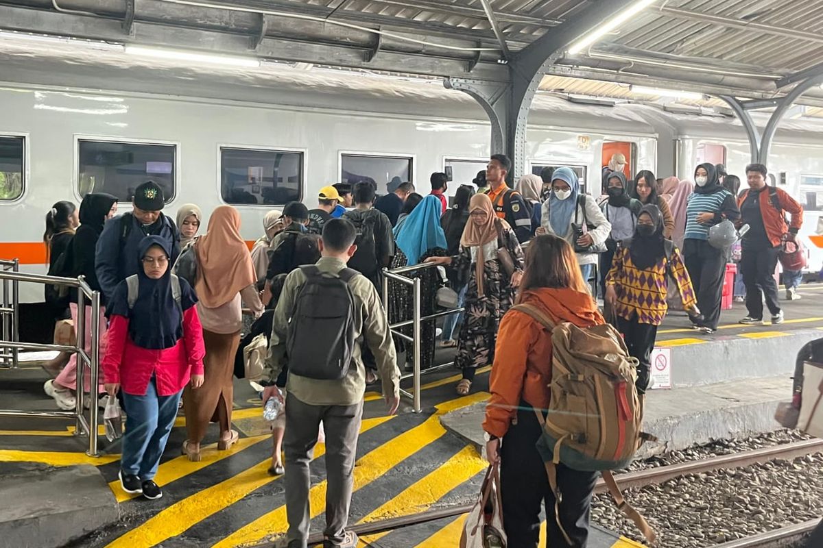 Amankan Perjalananmu: 6 Tips Hindari Barang Hilang di Kereta Api