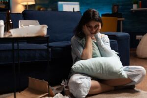 Burnout Bikin Depresi? Isolasi Diri Perparah Kondisi?