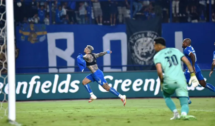 Ciro Alves Naturalisasi, Tinggalkan PERSIB? Transfer Mengejutkan?