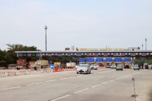 Diskon Tol Berakhir! Ratus Ribu Kendaraan Padati Jabotabek