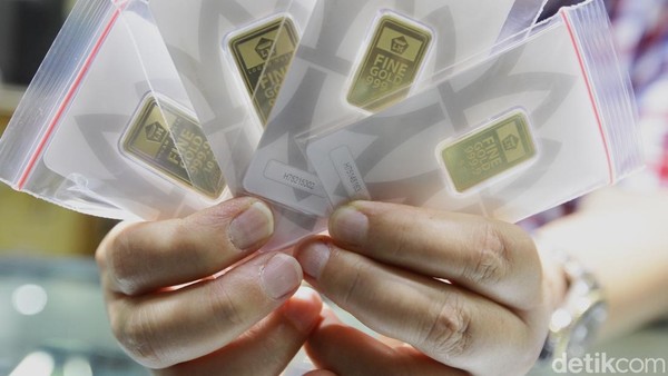 Emas Antam Tembus Harga Fantastis: Segera Cek Update Terkini