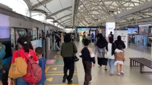 Gratis MRT, LRT, Transjakarta: 15 Golongan Nikmati Mei 2025