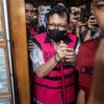 Hakim Menangis, Vonis Triliunan Zarof Ricar: Kronologi Lengkap