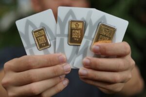 Harga Emas Antam Anjlok! Buyback Turun, Cek Update 6 Juni 2025