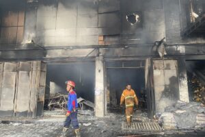 Heboh! Warga Bekasi Minta Uang Jutaan di Lokasi Kebakaran