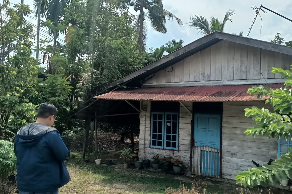 Ibu dan Kekasih Ditikam Anaknya: Kisah Pilu di Kolong Kasur