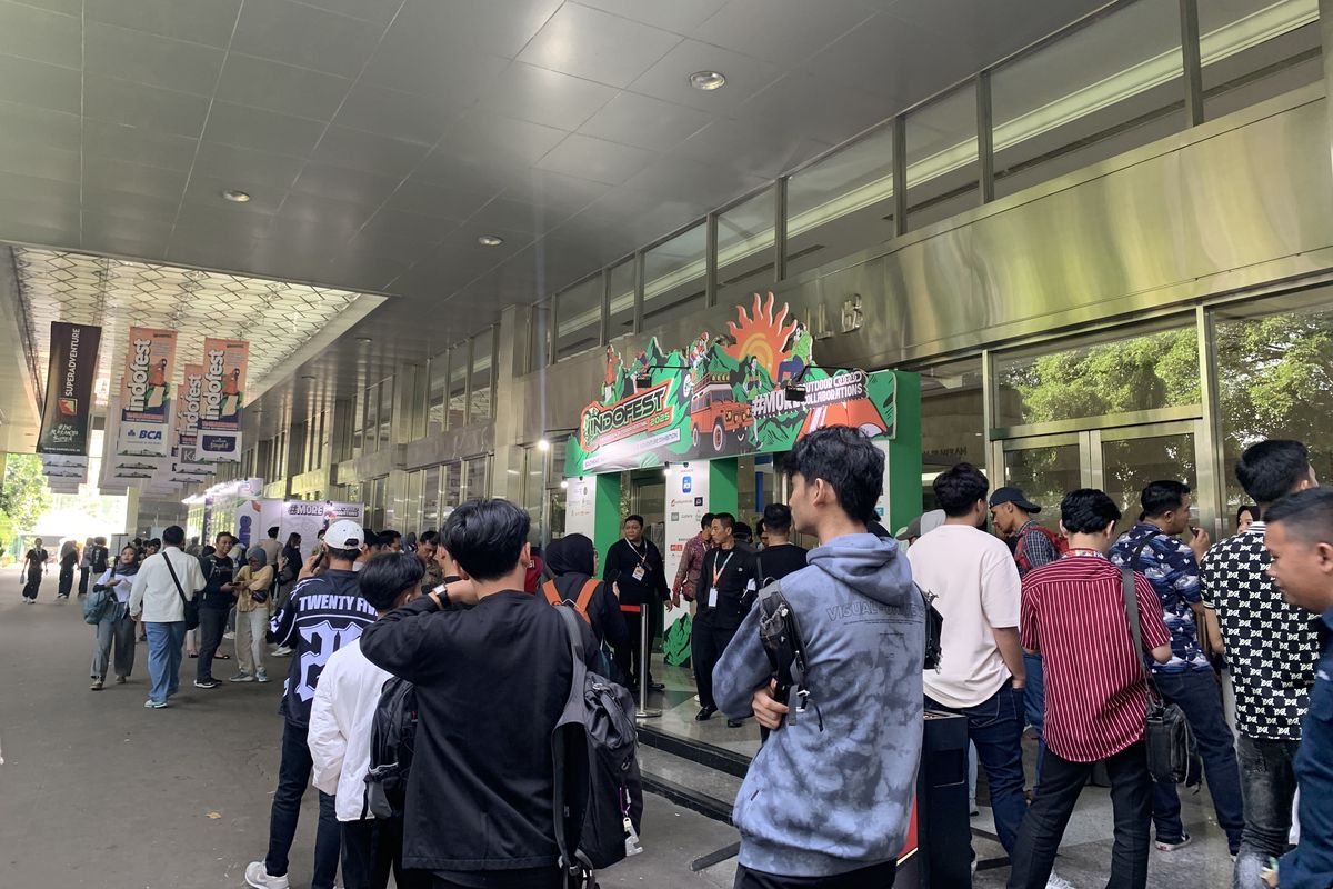 Indofest 2025: Ramai Pengunjung, Antusiasme Mengular Sejak Pagi