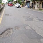 Jalan Rusak Cinangneng-Tenjolaya Bogor? Rp 3,5 M Perbaikannya!