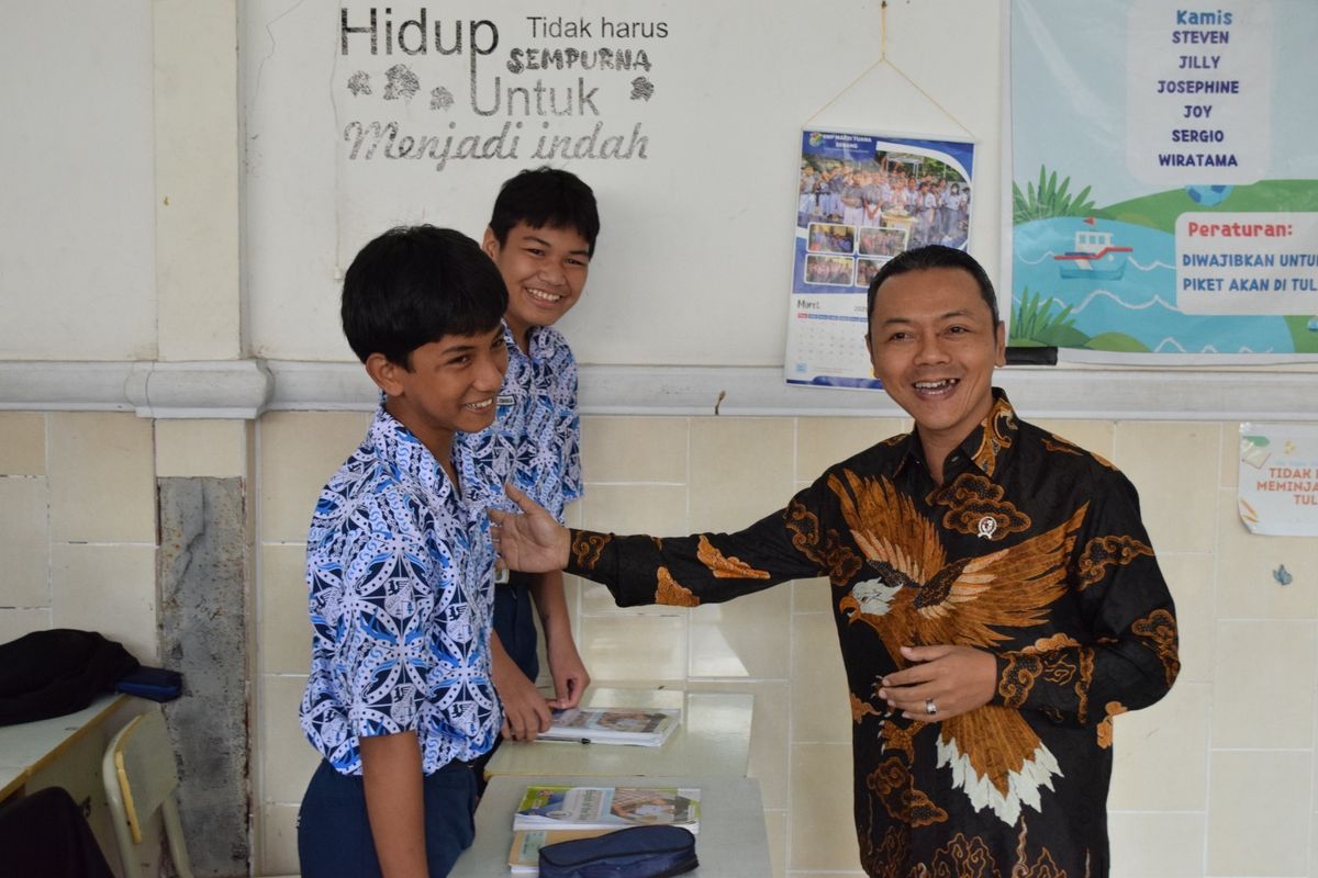 Jam Sekolah 06.30 WIB Batal? Kemendikbudristek Evaluasi Efektivitasnya