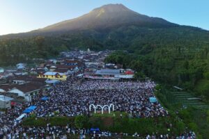 Jamaah Malaysia Ramaikan Shalat Idul Adha Wonosobo Garung