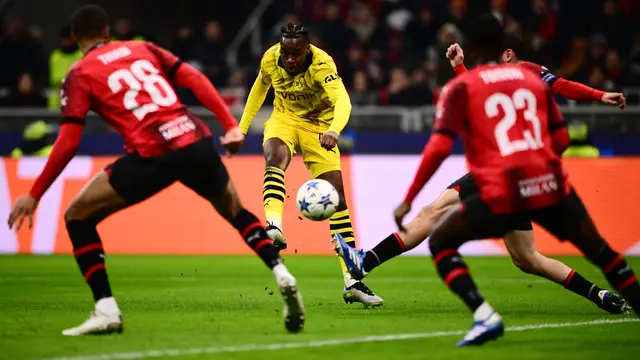 Jamie Gittens: Bintang Dortmund, Incaran Chelsea, Masa Depan Cerah?
