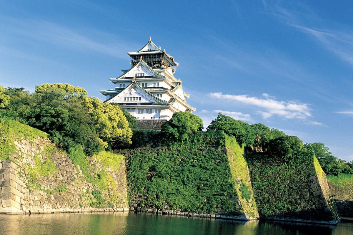 Jelajahi Osaka Castle 2025: Panduan Lengkap Lokasi & Tiket