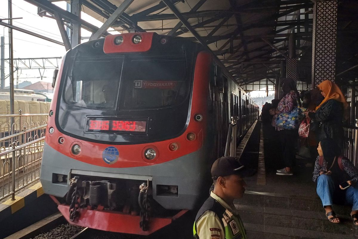 KRL Jogja-Solo Akhir Pekan: Jadwal Lengkap Sabtu-Minggu 14-15 Juni 2025