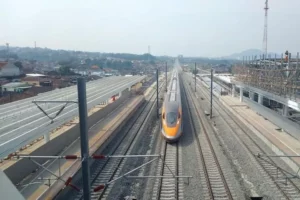 Kereta Cepat Jakarta-Bandung: Agustus Batal? Inilah Faktanya