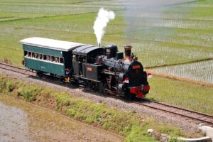 Kereta Uap Wisata Klinthing: Rute, Tarif, & Jadwal Terbaru KAI