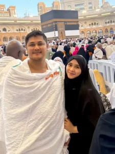 Kisah Haru Ryana Dea & Suami Terpisah Saat Puncak Haji