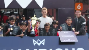 Mantan Bintang AC Milan Pimpin Asia Warriors Tantang Liga 1