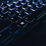 Microsoft Permudah Akses AI Editor Berita: Tombol Pintar Baru