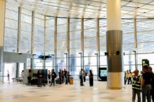 Misteri Bandara Dhoho Kediri Sepi: Lebih dari Perawatan Pesawat?