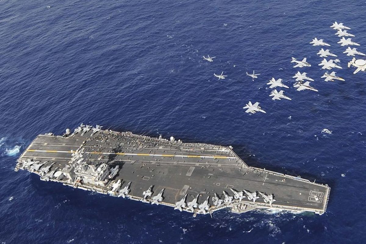 Misteri USS Nimitz: TNI AL Lacak Kapal Siluman AS?