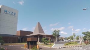 Myze Hotel Madura: Bintang 4, Fasilitas Mewah, Liburan Impian?