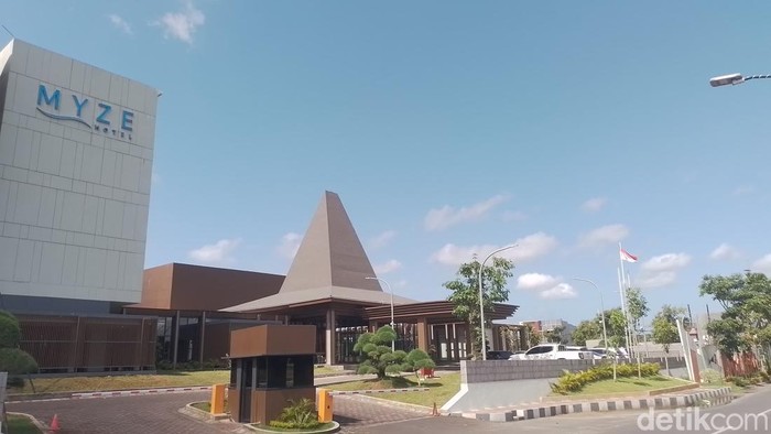 Myze Hotel Madura: Bintang 4, Fasilitas Mewah, Liburan Impian?