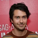 Nat Wolff & Billie Eilish: Sindrom Langka Mereka Sama?