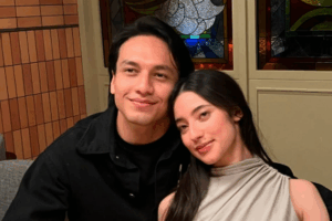 Pacaran Berjam-jam di Telepon? Tanda Posesif Seperti Jefri Nichol?