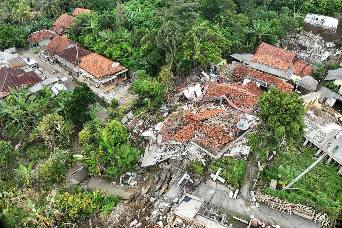 Peruri Peduli: Bantuan Bencana Longsor Purwakarta Sampai!