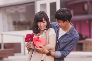 Rahasia Hubungan Cinta Sehat? 8 Ciri Psikolog Ungkap Semua