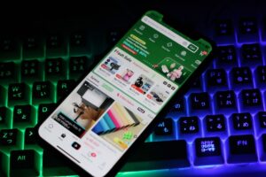Rahasia Sukses: Tokopedia vs TikTok Shop, Mana Lebih Untung?