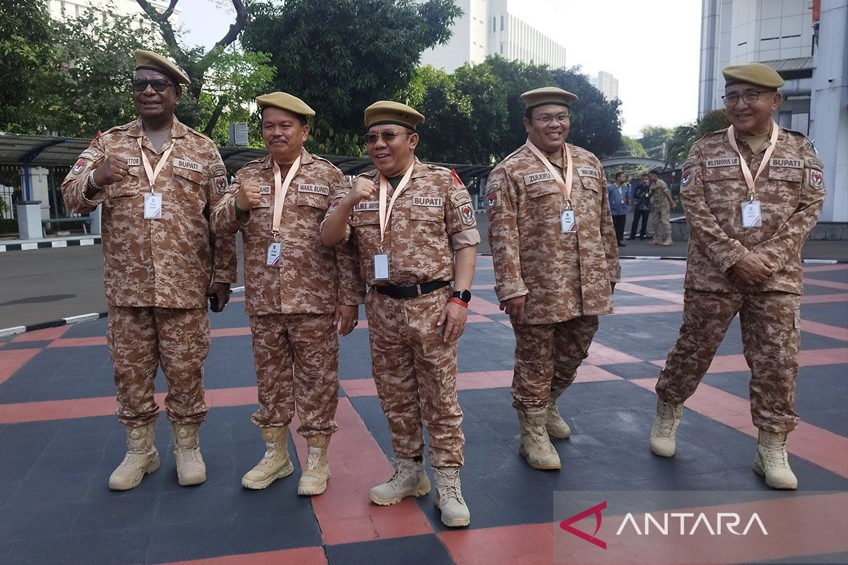 Retret Gelombang II: Kepala Daerah & Seragam Loreng Cokelat