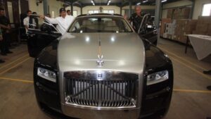 Rolls-Royce Kemensos Terjual! Ketahui Tujuan Dana Lelangnya