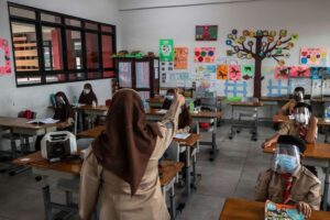 Sekolah Rakyat Baru: Siap Beroperasi Juli 2025, Inovasi Pendidikan