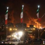Serangan Israel Lumpuhkan Energi Iran: Dunia Terancam Krisis?