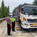 Stop ODOL! Regulasi Tegas & Konsisten: Solusi Jalan Rusak?