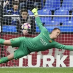 Ter Stegen ke Milan? Destinasi Ideal Kiper Kelas Dunia