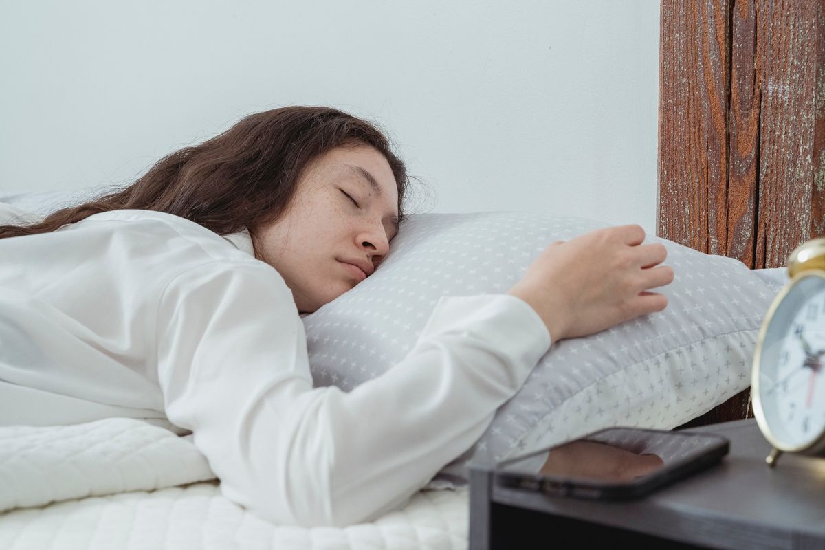 Tidur 6 Jam Cukup? Rahasia Tidur Nyenyak Terungkap