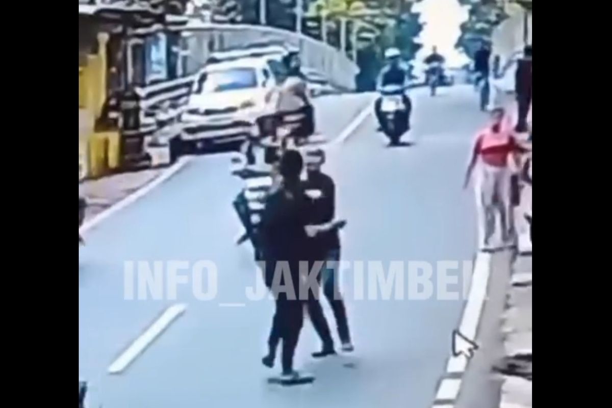 Tukang Cukur Kramat Jati Bacok Pelanggan: Ditangkap Polisi