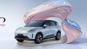 Wuling Tantang BYD Dolphin: Mobil Listrik Baru Melesat