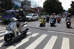 Yamaha Grand Filano Hybrid: Elegan Klasik, Teknologi Canggih Memikat