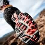 7 Sepatu Lari Lokal Terbaik: Nyaman, Tahan Lama, & Andal