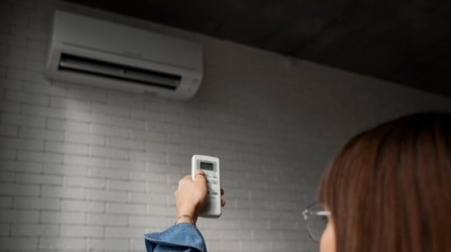 AC Hemat Listrik 1/2 PK: 7 Terbaik & Terdingin 2025