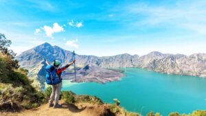 Gunung Rinjani Ditutup: Bahaya Pendakian, Banyak Pendaki Terluka
