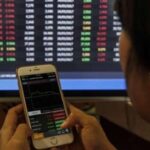 IHSG Jatuh Hari Ini: Saham Mana yang Terjun Bebas?