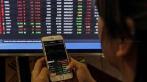 IHSG Jatuh Hari Ini: Saham Mana yang Terjun Bebas?