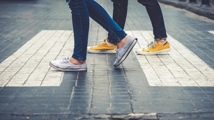 Jalan Kaki 30 Menit: Cukupkah untuk Jantung Sehat?
