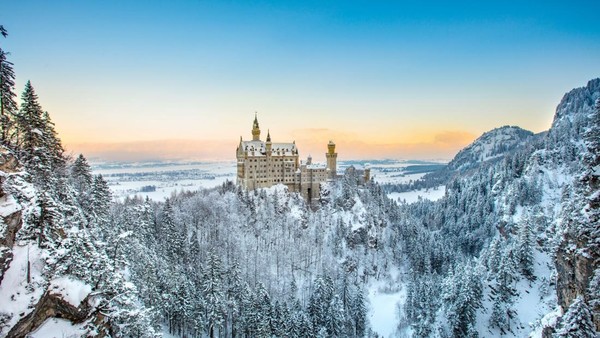 Kastil Sleeping Beauty: Resmi Masuk Daftar Warisan Dunia UNESCO